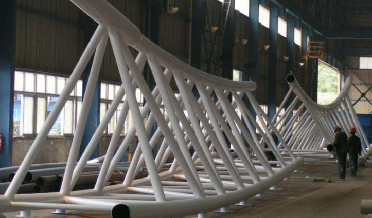 青铜峡管廊钢结构与桁架结构的管道支架应该如何区分